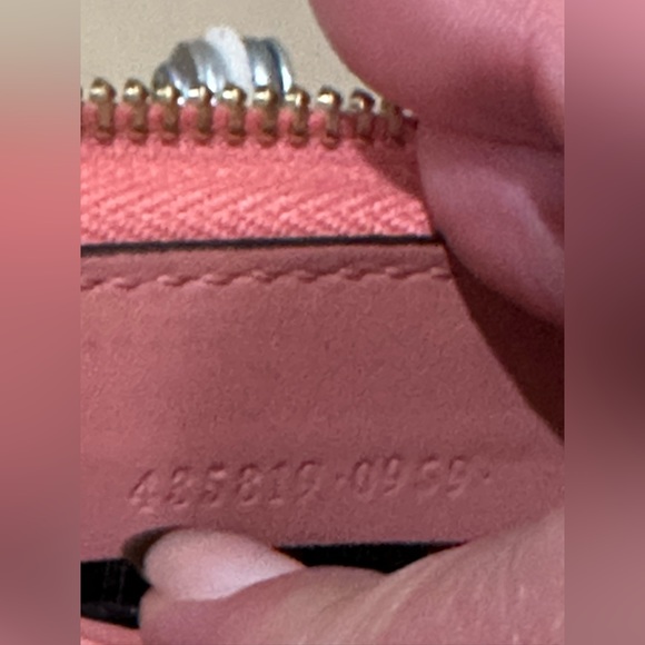 Gucci LTD Edition Pink Bow Marmont Long Zip Wallet - Picture 8 of 10